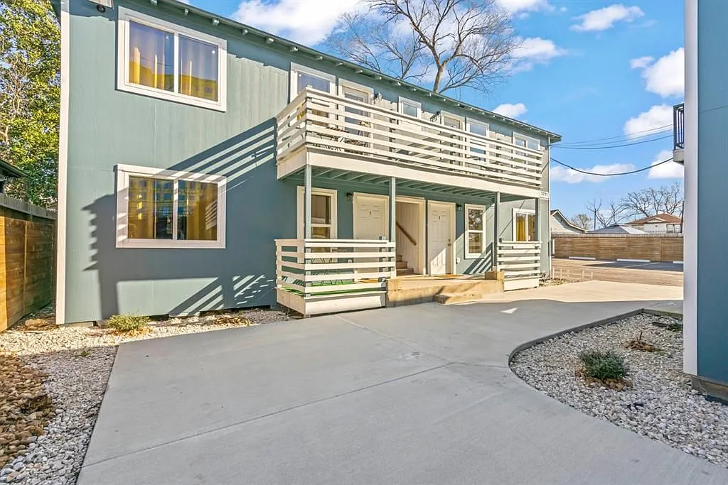 Anita Street Apartments 0